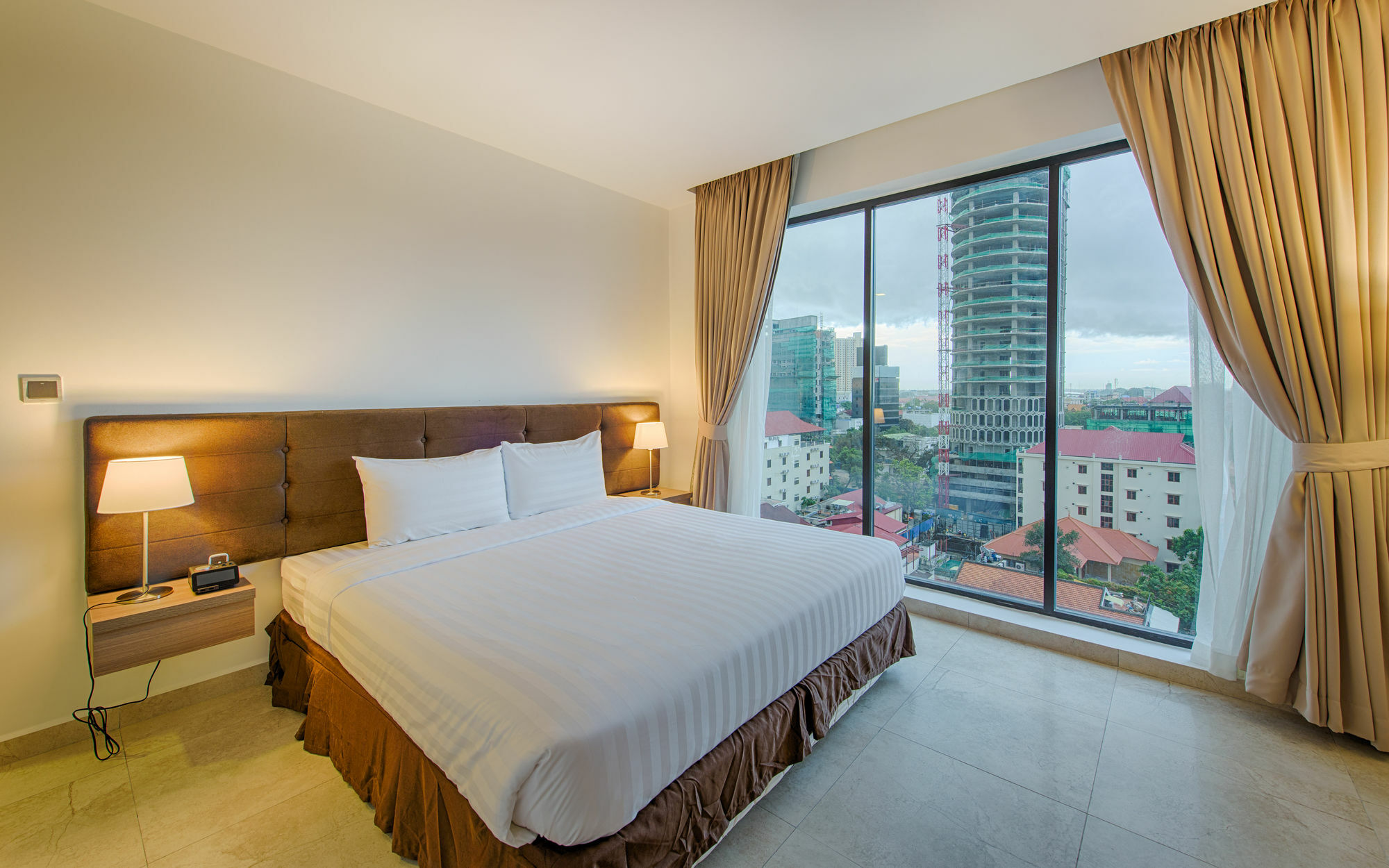 Mansion 51 Hotel & Apartment Phnom Penh Exterior foto
